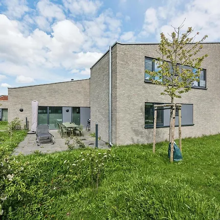 Holiday home Gorgeous In Lembruch-duemmer With Kitchen