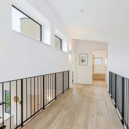 Gorgeous In Lembruch-duemmer With Kitchen Holiday home